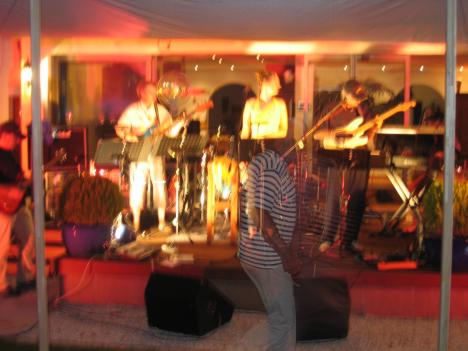 Party 194.jpg   35kb   26.03.2021 22:25:59